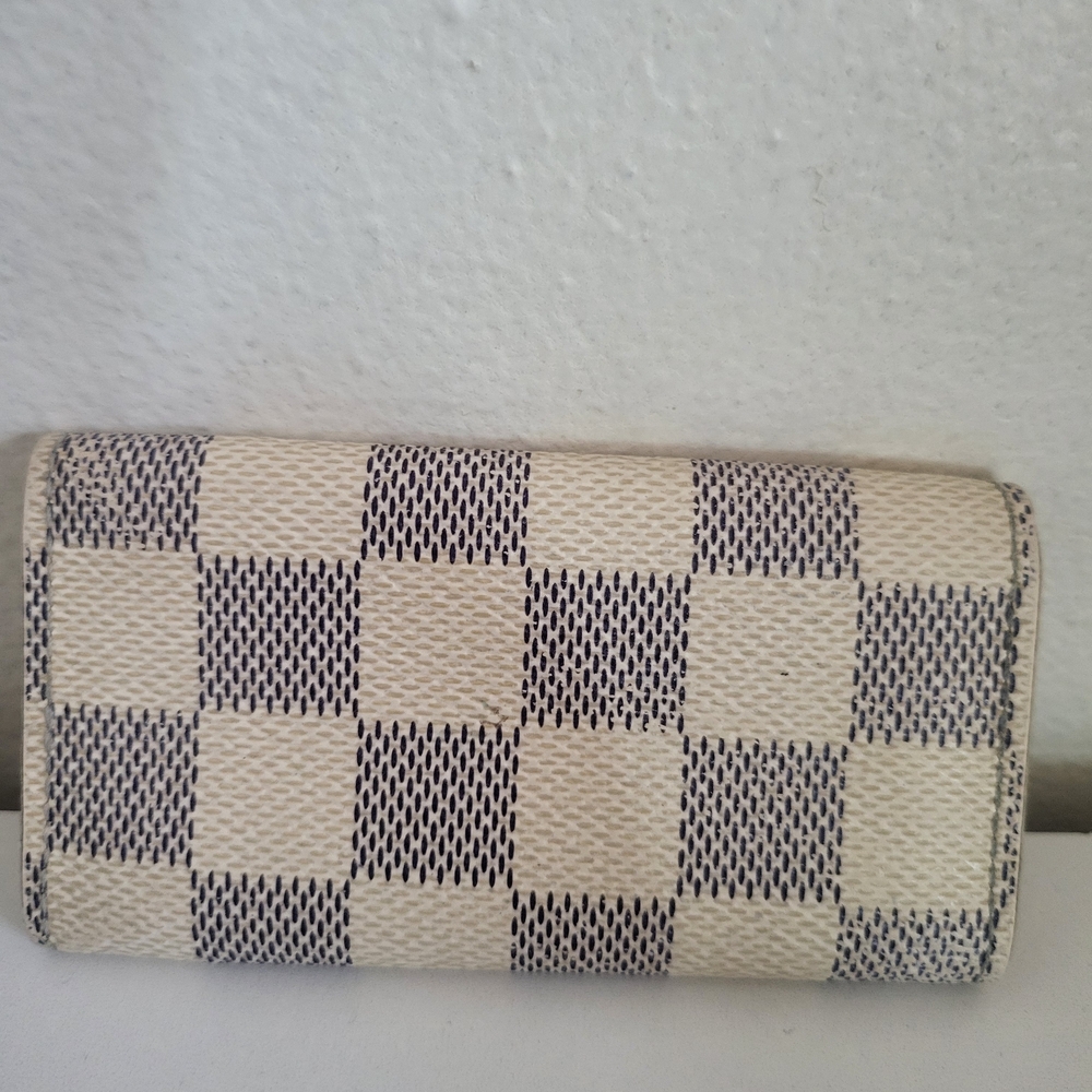 Louis Vuitton Checkered Wallet - Cream and Black - Picture 2 of 4